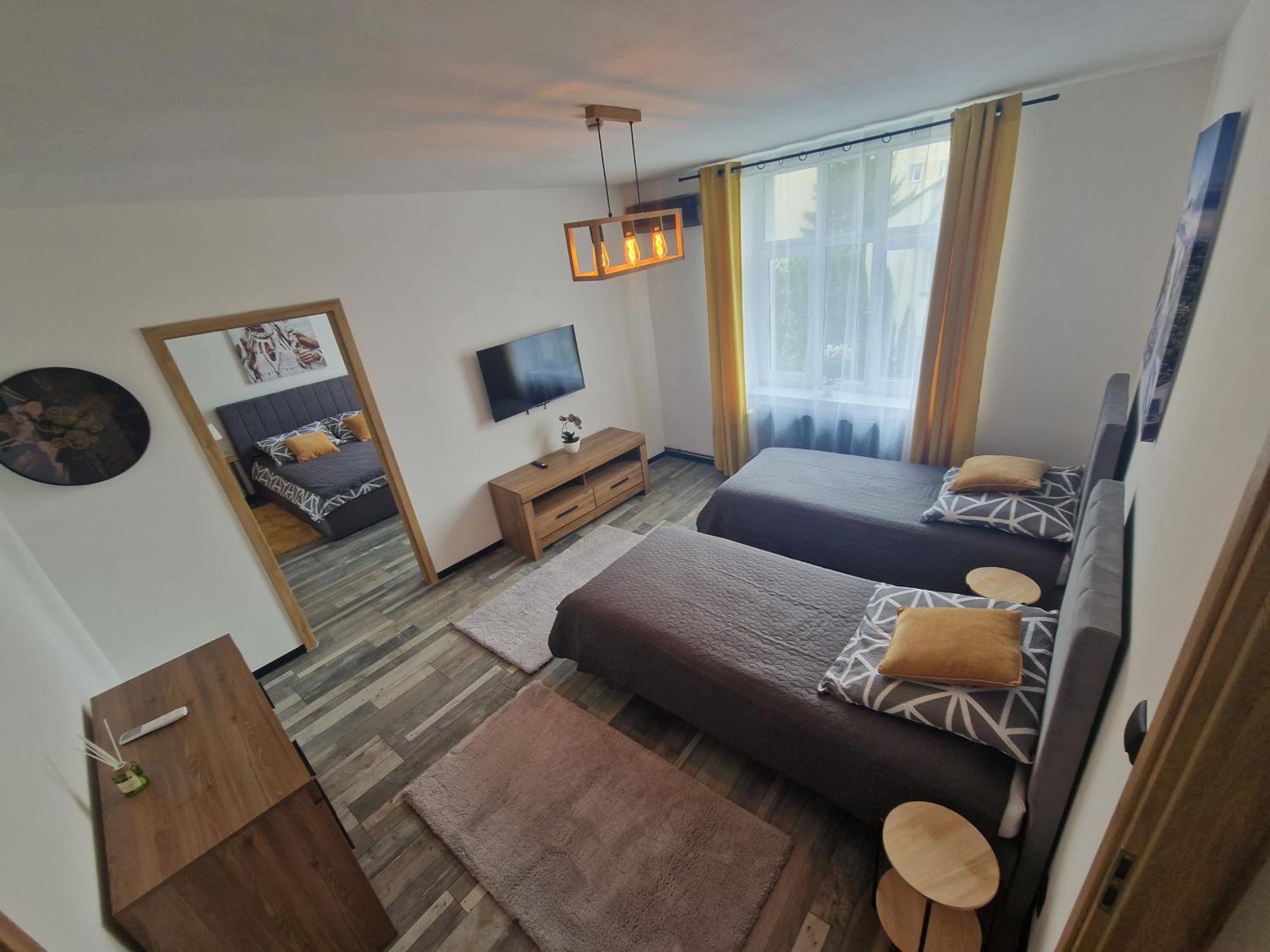 Apartament Zacisze 5 Przemysl Bagian luar foto